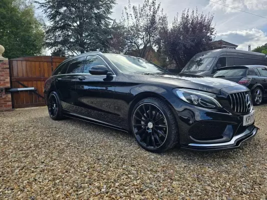 Mercedes-Benz C Class 2.1 C220d AMG Line (Premium) G-Tronic+ Euro 6 (s/s) 5dr