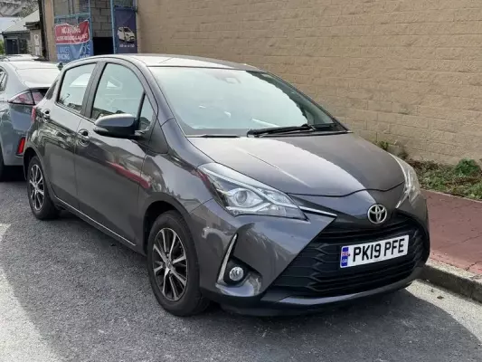 Toyota Yaris 1.5 VVT-i Icon Tech Euro 6 5dr
