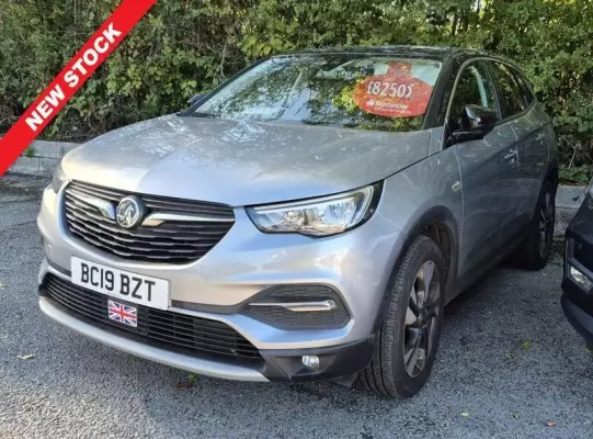 Vauxhall Grandland X 1.2 Turbo Sport Nav Euro 6 (s/s) 5dr