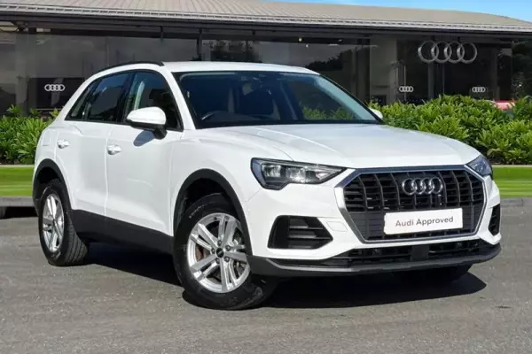 Audi Q3 1.4 TFSIe 45 Technik S Tronic Euro 6 (s/s) 5dr 13kWh