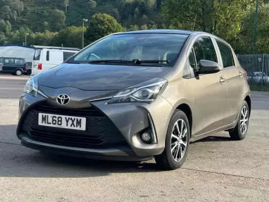Toyota Yaris 1.5 VVT-i Icon Tech Euro 6 5dr