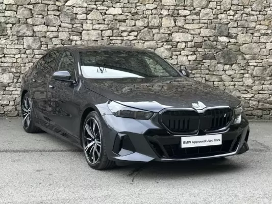 BMW i5 40 83.9kWh M Sport Pro Auto eDrive 4dr (11kW Charger)