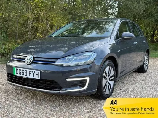 Volkswagen e-Golf 35.8kWh e-Golf Auto 5dr