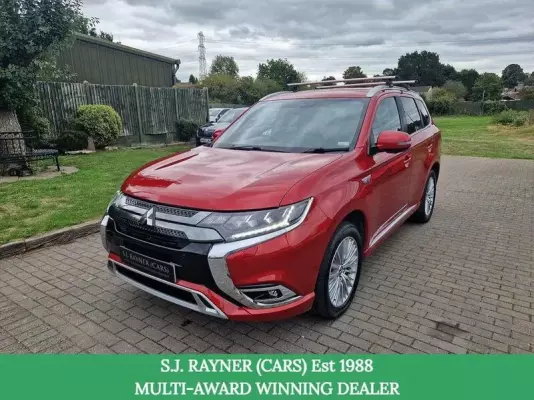 Mitsubishi Outlander 2.4h TwinMotor 13.8kWh 4h CVT 4WD Euro 6 (s/s) 5dr
