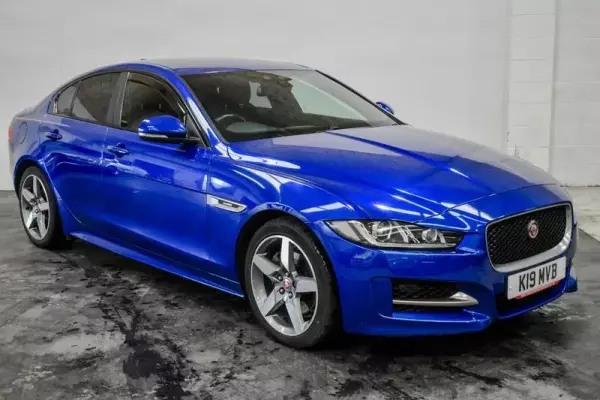 Jaguar XE 2.0d R-Sport Auto Euro 6 (s/s) 4dr