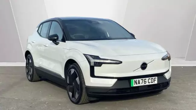 Volvo EX30 Twin Performance 69kWh Plus Auto AWD 5dr