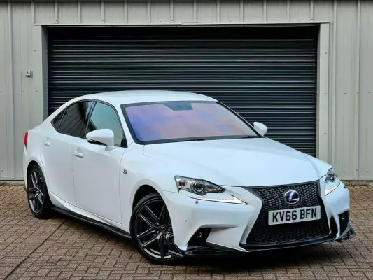 Lexus IS 2.5 300h F Sport E-CVT Euro 6 (s/s) 4dr