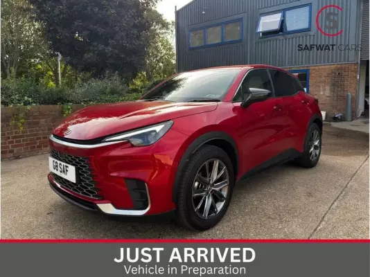 Lexus LBX 1.5 VVT-iE Premium Plus E-CVT Euro 6 (s/s) 5dr