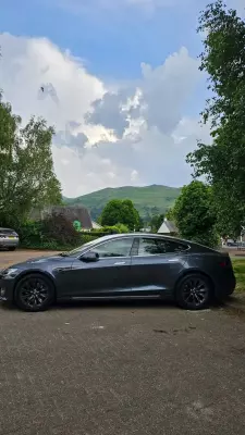Tesla Model S 75D (Dual Motor) Auto 4WD 5dr