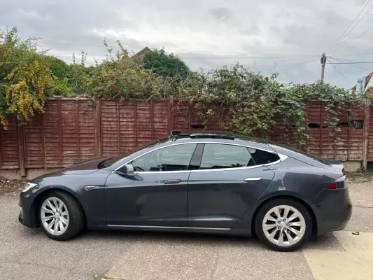 Tesla Model S 75D (Dual Motor) Auto 4WD 5dr