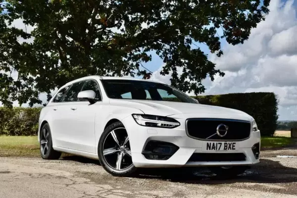 Volvo V90 2.0 D4 R-Design Auto Euro 6 (s/s) 5dr