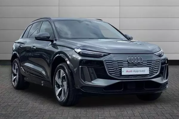 Audi Q6 e-tron 100kWh Performance S line Auto 5dr