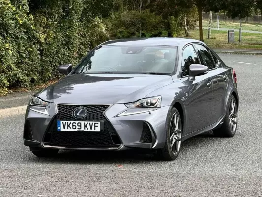 Lexus IS 2.5 300h F Sport E-CVT Euro 6 (s/s) 4dr