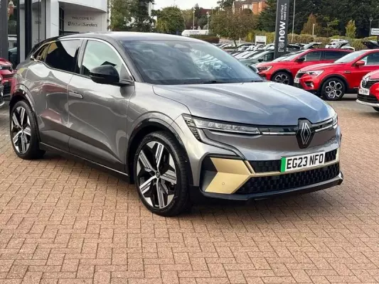 Renault Megane E-Tech 60kWh iconic Auto 5dr (optimum charge)
