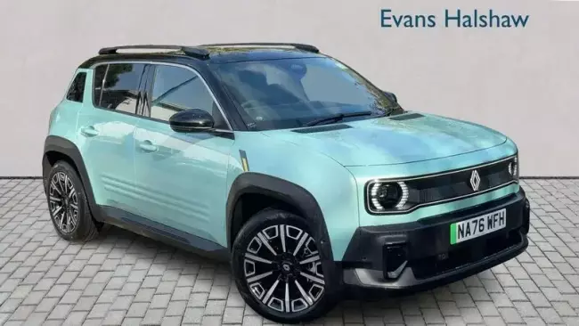 Renault 4 E-Tech electric comfort range 52kWh iconic+ Auto 5dr