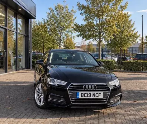 Audi A4 2.0 TDI 35 SE S Tronic Euro 6 (s/s) 4dr