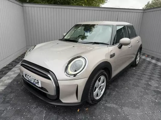 MINI Hatch 1.5 Cooper Classic Euro 6 (s/s) 5dr