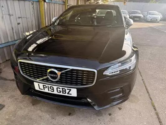 Volvo S90 2.0 D4 R-Design Auto Euro 6 (s/s) 4dr