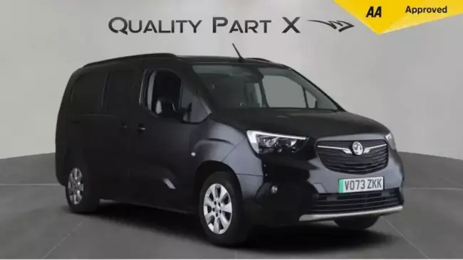 Vauxhall Combo Life Electric 50kWh Ultimate XL MPV Auto 5dr (11kW Charger)