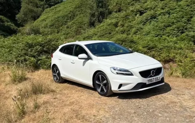 Volvo V40 2.0 T2 R-Design Euro 6 (s/s) 5dr