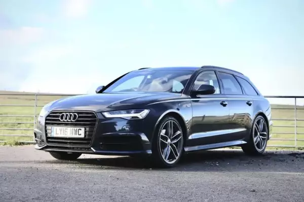 Audi A6 Avant 2.0 TDI ultra Black Edition S Tronic Euro 6 (s/s) 5dr