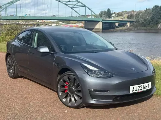 Tesla Model 3 (Dual Motor) Performance Auto 4WDE 4dr (Performance Upgrade)