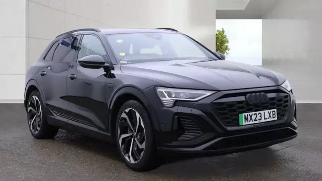 Audi Q8 e-tron 55 Black Edition Auto quattro 5dr 114kWh (11kW Charger)