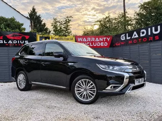 Mitsubishi Outlander 2.4h TwinMotor 13.8kWh 4h CVT 4WD Euro 6 (s/s) 5dr