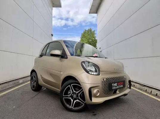 Smart fortwo 17.6kWh Pulse Premium Auto 2dr (22kW Charger)