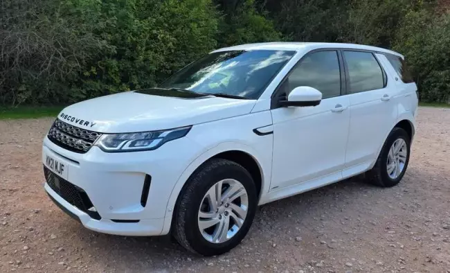 Land Rover Discovery Sport 1.5 P300e 12.2kWh R-Dynamic S Auto 4WD Euro 6 (s/s) 5dr