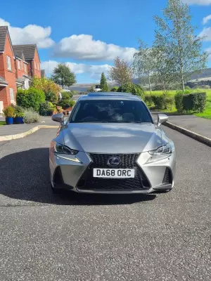 Lexus IS 2.5 300h F Sport E-CVT Euro 6 (s/s) 4dr