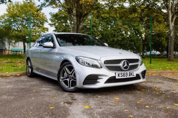 Mercedes-Benz C Class 2.0 C300d AMG Line (Premium) G-Tronic+ Euro 6 (s/s) 4dr