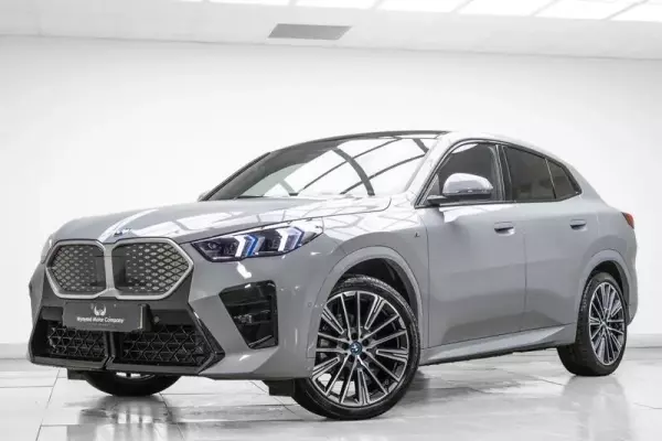 BMW iX2 20 66.5kWh M Sport Auto eDrive 5dr (11kW Charger)