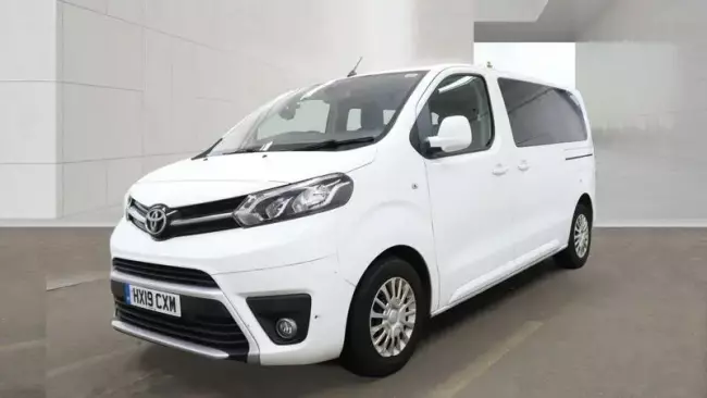 Toyota PROACE Verso 1.5D Shuttle Medium MPV 5dr Diesel Manual MWB Euro 6 (s/s) (9 Seat) (120 ps)