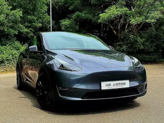 Tesla Model Y Auto RWD 5dr