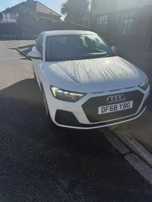 Audi A1 1.0 TFSI 30 SE Sportback Euro 6 (s/s) 5dr