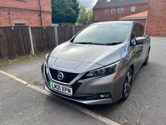 Nissan Leaf 40kWh N-Connecta Auto 5dr