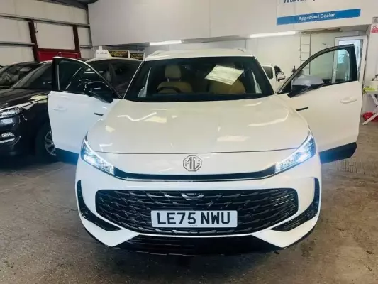 MG MG HS 1.5 Hybrid+ Trophy Auto Euro 6 (s/s) 5dr
