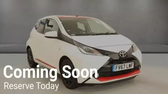 Toyota AYGO 1.0 VVT-i x-press x-shift Euro 6 5dr