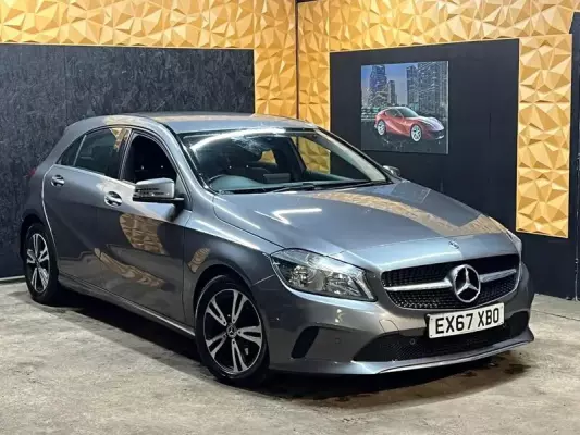 Mercedes-Benz A Class 1.5 A180d SE (Executive) Euro 6 (s/s) 5dr