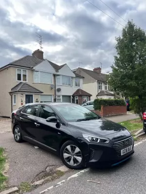 Hyundai IONIQ 1.6 h-GDi 8.9kWh Premium SE DCT Euro 6 (s/s) 5dr
