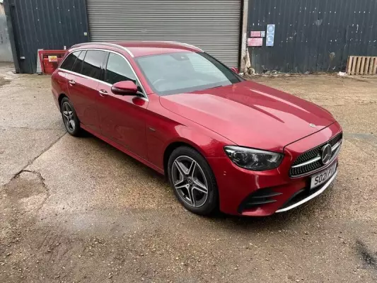 Mercedes-Benz E Class 2.0 E300de 13.5kWh AMG Line (Premium) G-Tronic+ Euro 6 (s/s) 5dr