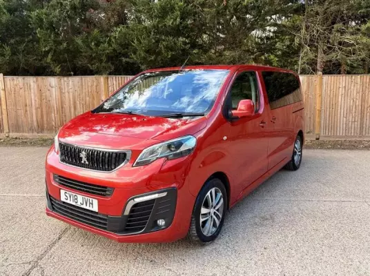 Peugeot Traveller 2.0 BlueHDi Allure Standard MPV MWB Euro 6 (s/s) 5dr (SNav)
