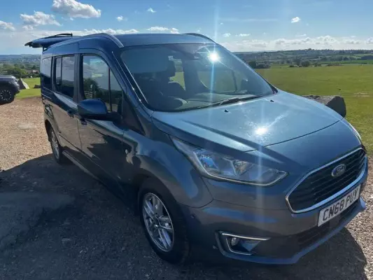 Ford Grand Tourneo Connect 1.5 EcoBlue Titanium Auto Euro 6 (s/s) 5dr