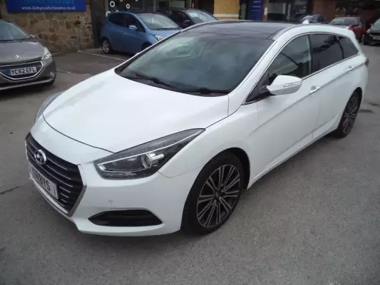 Hyundai i40 1.7 CRDi Blue Drive Premium Tourer Euro 6 (s/s) 5dr