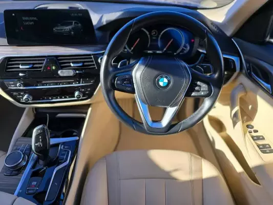 BMW 5 Series 3.0 530d SE Auto xDrive Euro 6 (s/s) 4dr