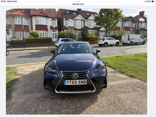 Lexus IS 2.5 300h E-CVT Euro 6 (s/s) 4dr