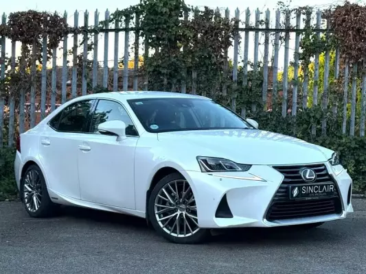 Lexus IS 2.5 300h Premier E-CVT Euro 6 (s/s) 4dr