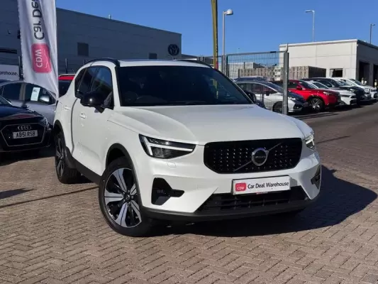 Volvo XC40 1.5h T5 Recharge 10.7kWh Ultimate Dark Auto Euro 6 (s/s) 5dr