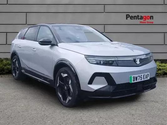 Vauxhall Grandland Electric 73kWh Ultimate Auto AWD 5dr